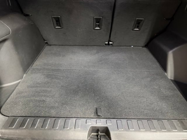 Used 2024 Chevrolet Equinox LT w/ LPO, Floor Liner Package FWD image 21