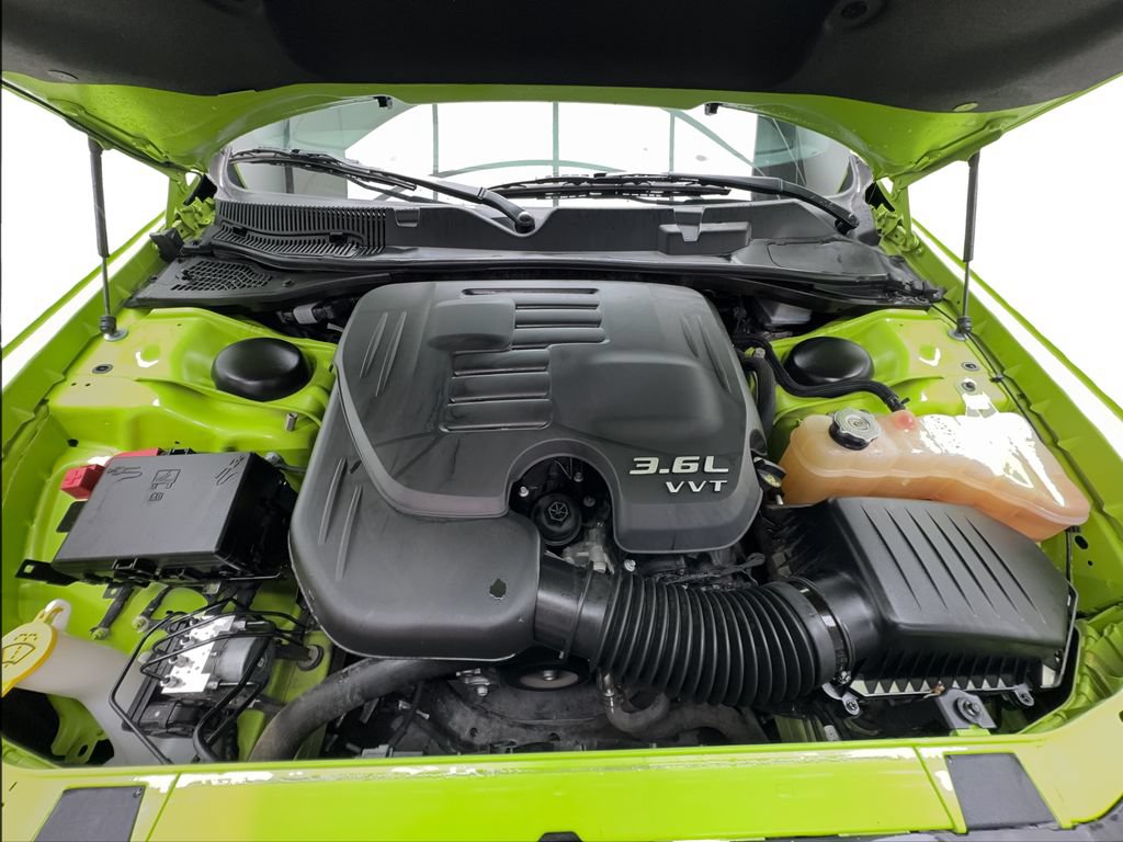 Used 2023 Dodge Challenger GT w/ Blacktop Package AWD/4WD image 17