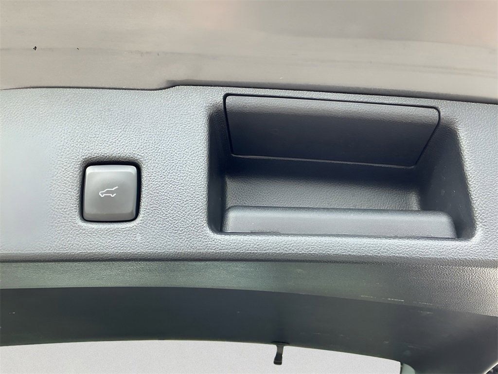 Used 2024 Ford Escape ST-Line w/ Cold Weather Package image 20