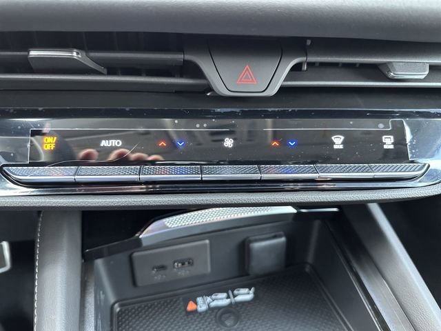 New 2026 Buick Envision Sport Touring image 19