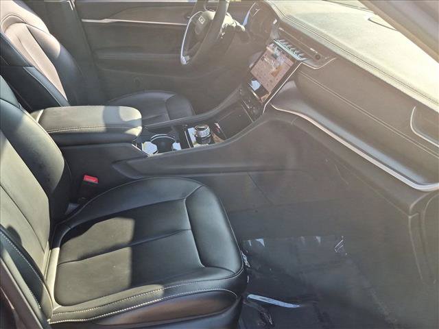 Used 2023 Jeep Grand Cherokee L Limited RWD image 22