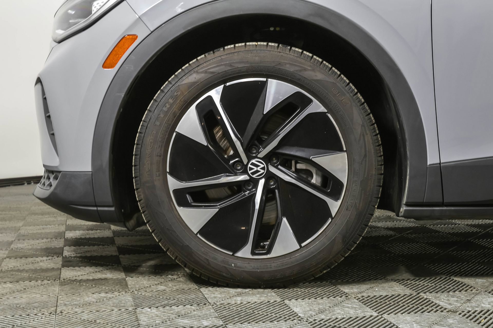 Used 2021 Volkswagen ID.4 Pro S image 25