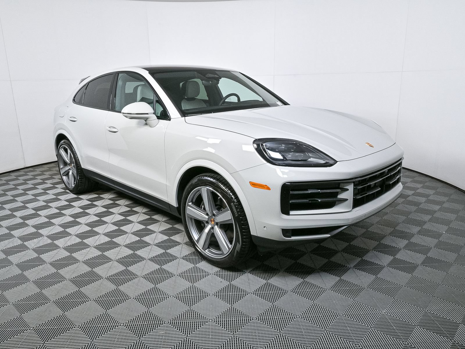 New 2026 Porsche Cayenne Coupe AWD/4WD image 26