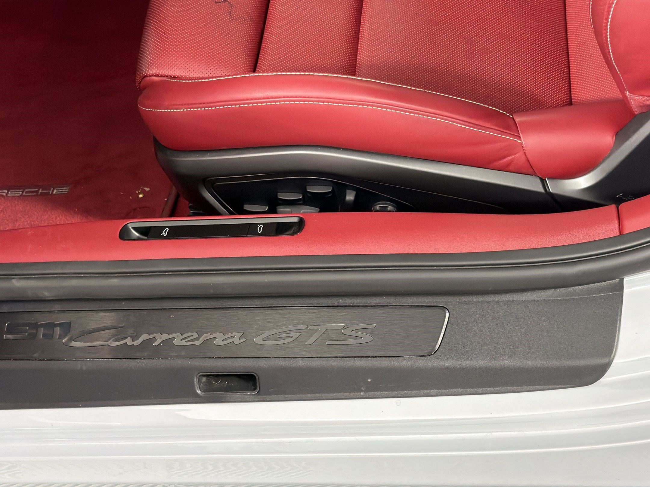 Certified 2026 Porsche 911 Carrera GTS RWD image 15
