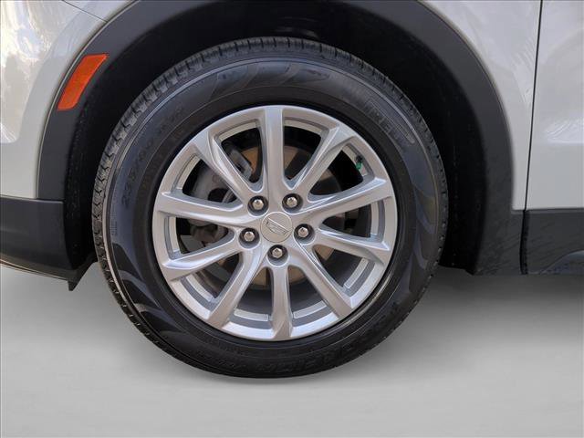 Used 2022 Cadillac XT4 Luxury w/ Driver Awareness Package image 23