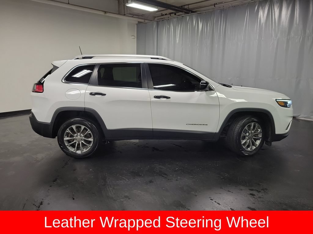 Used 2020 Jeep Cherokee Latitude Plus w/ Cold Weather Group FWD image 10