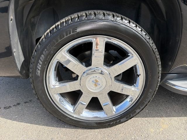 Used 2011 Cadillac Escalade EXT Luxury image 33
