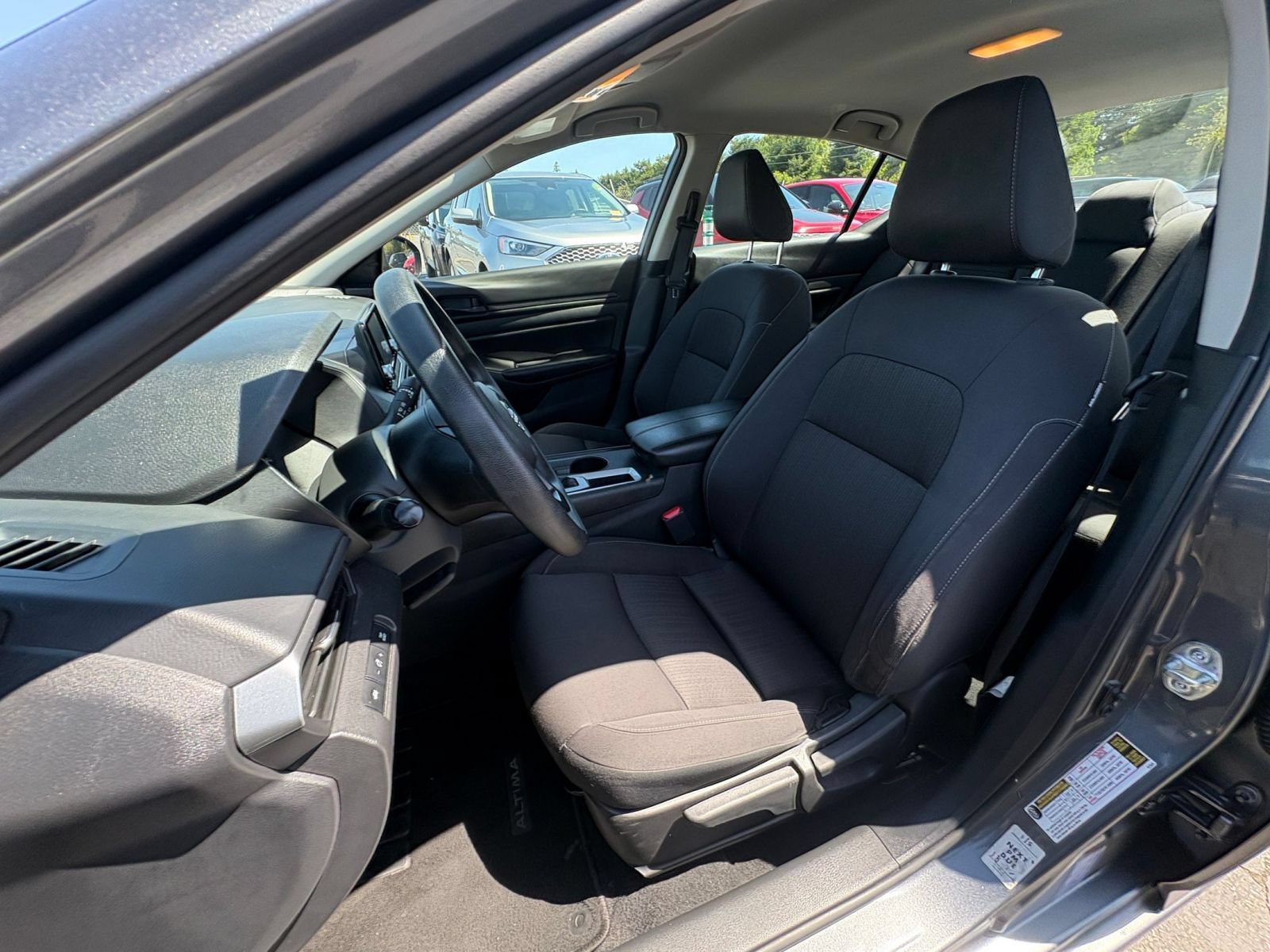 Used 2023 Nissan Altima 2.5 S FWD image 35