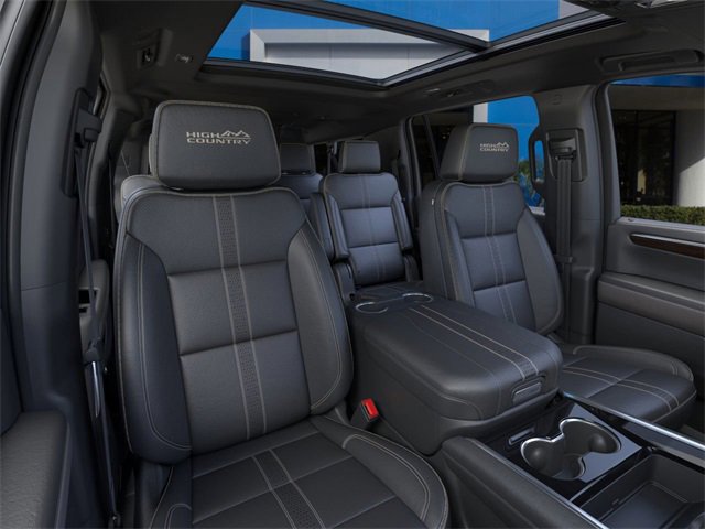 New 2026 Chevrolet Suburban High Country image 17