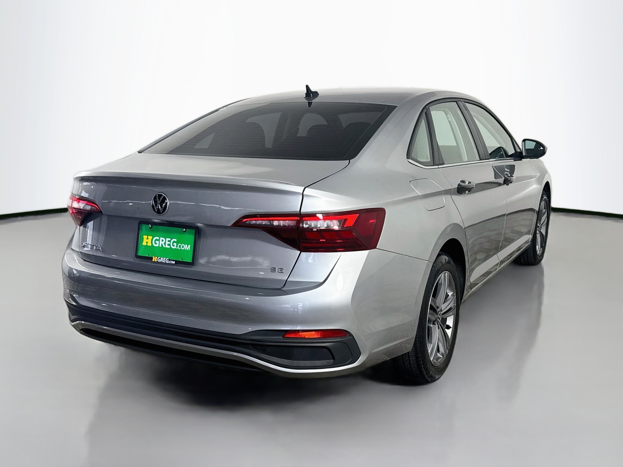 Used 2024 Volkswagen Jetta SE FWD image 10