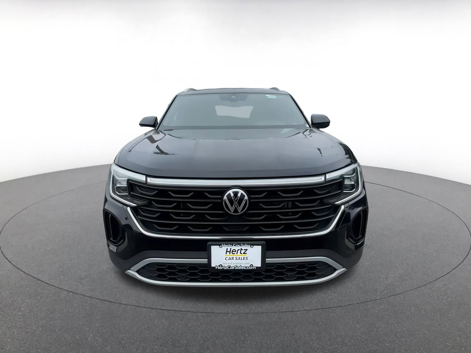 Used 2025 Volkswagen Atlas Cross Sport SE image 4