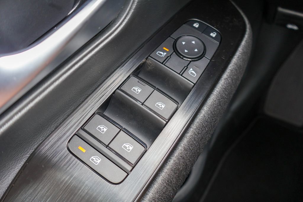 New 2026 Nissan Kicks SV image 14