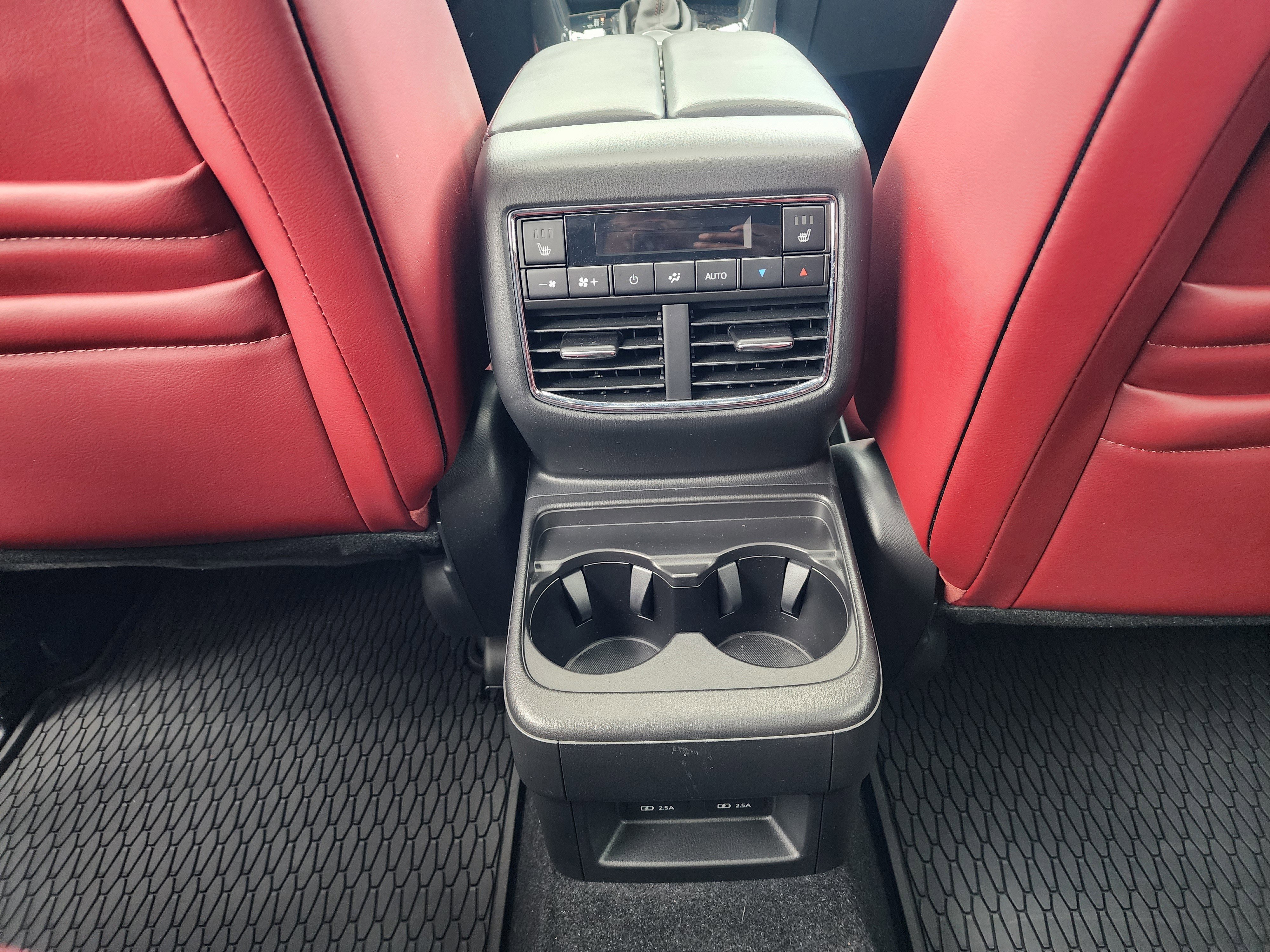 Used 2023 MAZDA CX-9 Carbon Edition image 17