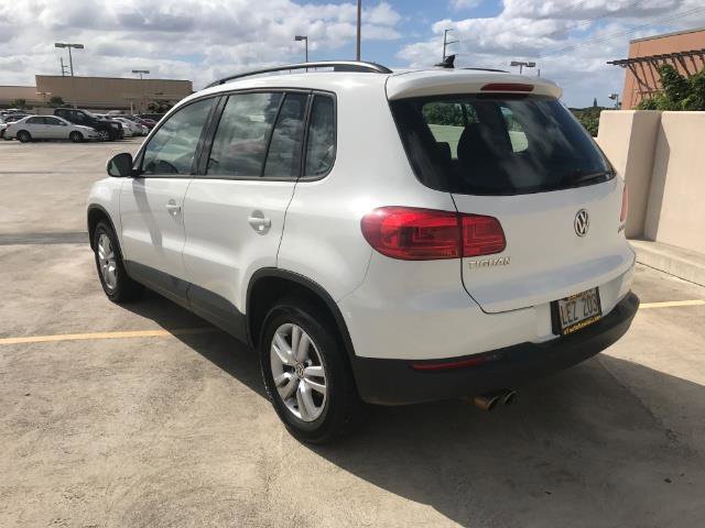 Used 2015 Volkswagen Tiguan S FWD image 3