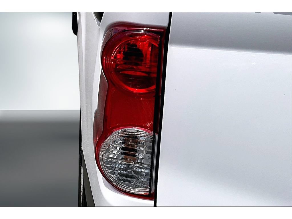 Used 2019 Nissan NV200 S w/ Cruise Control Package FWD image 22