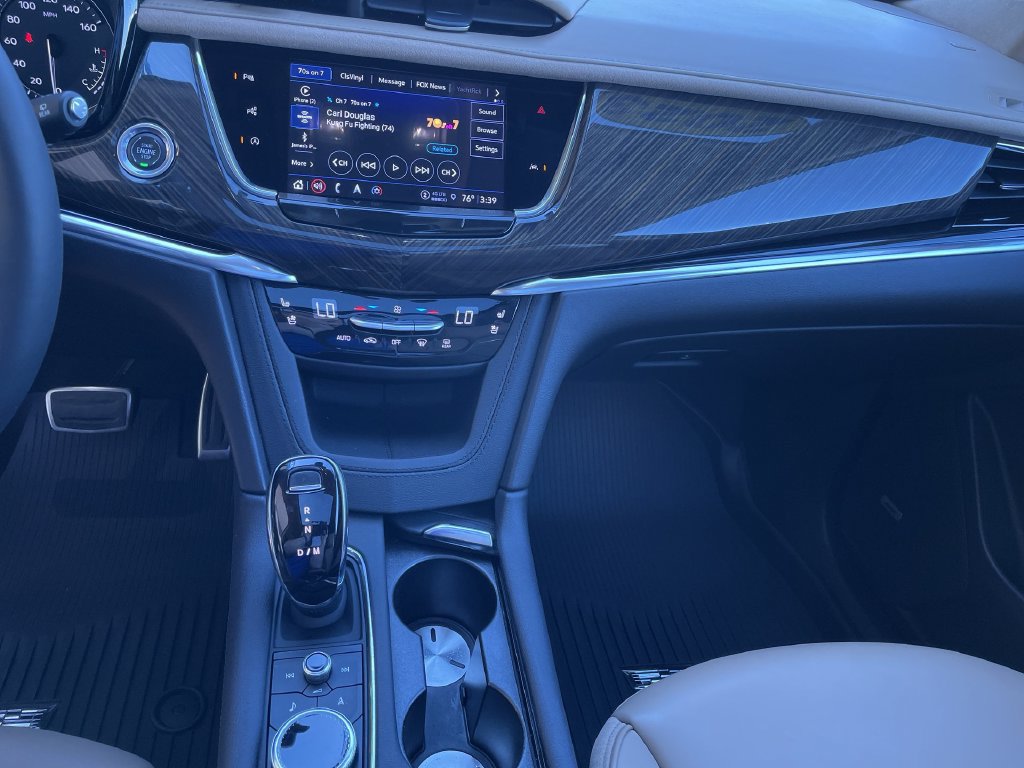 Certified 2023 Cadillac XT6 Sport w/ Platinum Package AWD/4WD image 35