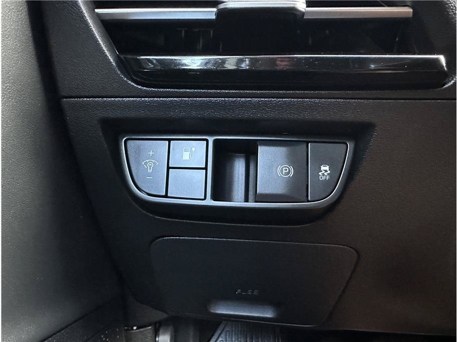 Used 2024 Kia EV6 Light AWD/4WD image 26