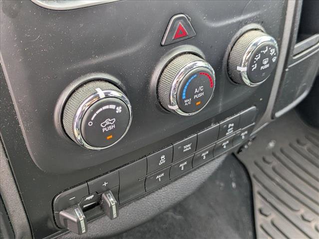 Used 2018 RAM 2500 Tradesman w/ Chrome Appearance Group AWD/4WD image 13