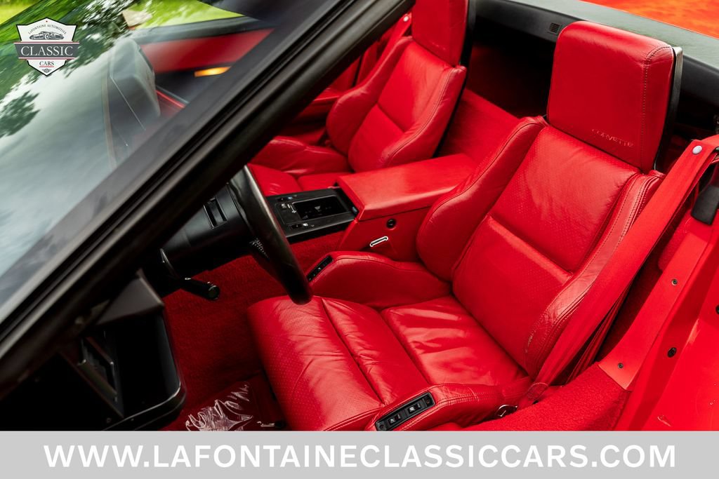 Used 1988 Chevrolet Corvette Convertible RWD image 81