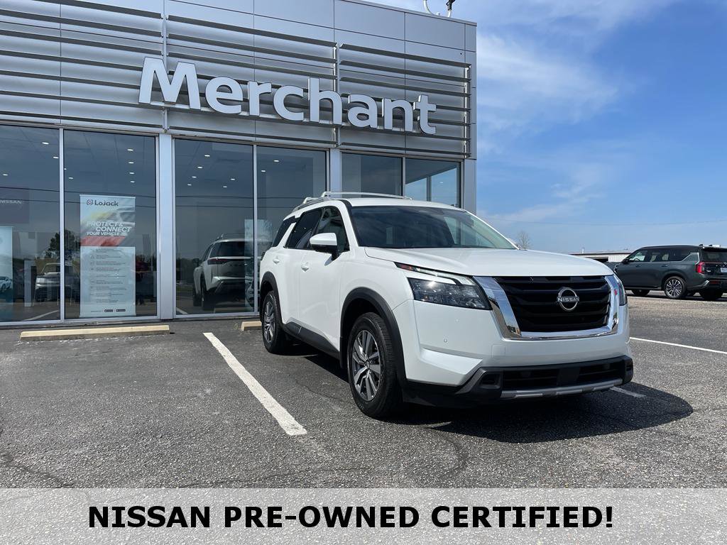 Certified 2025 Nissan Pathfinder SL image 1