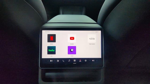 Used 2025 Tesla Model 3 Long Range image 51