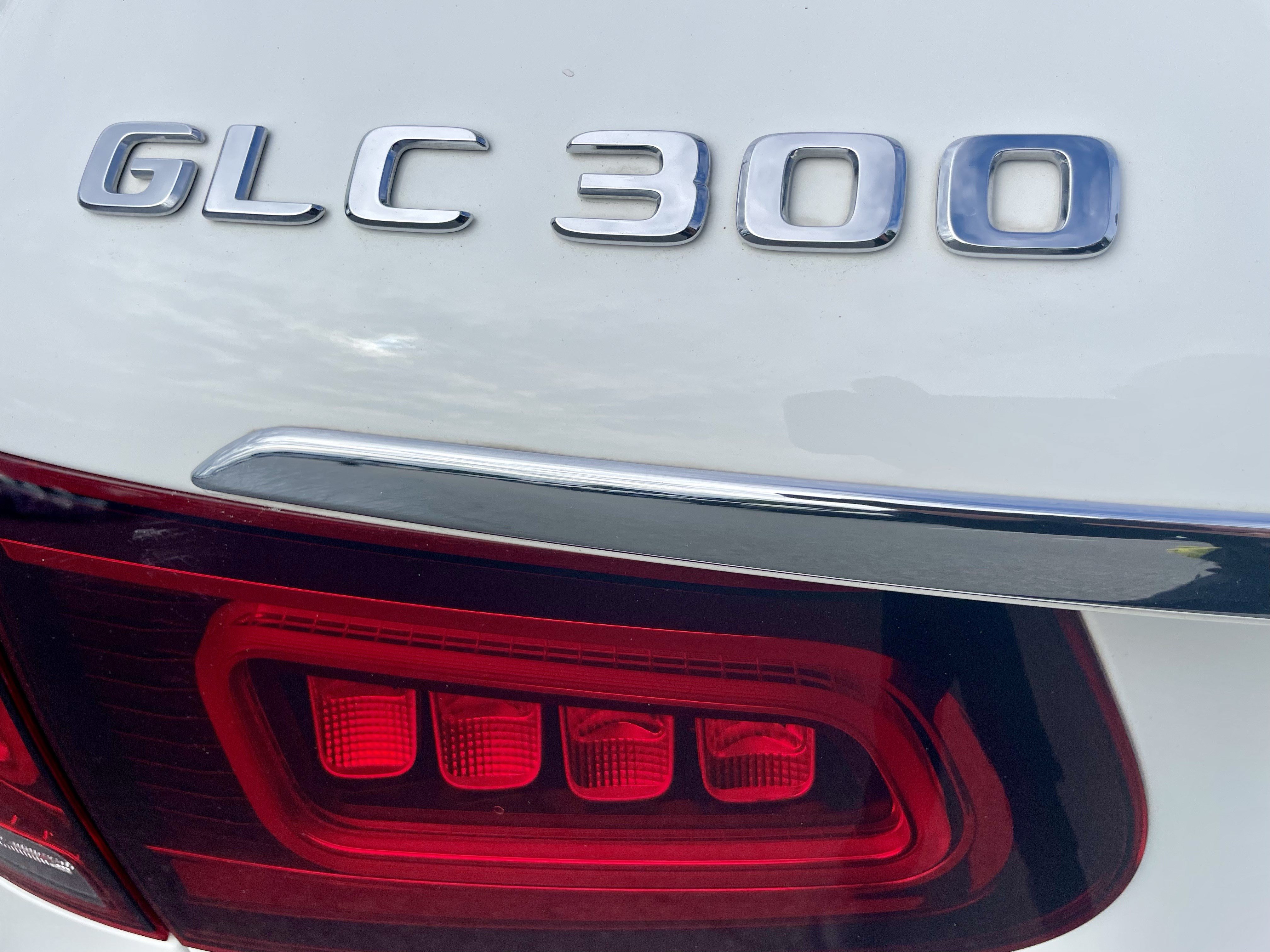 Used 2020 Mercedes-Benz GLC 300 4MATIC image 33