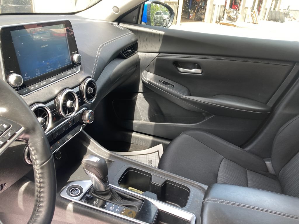 Used 2022 Nissan Sentra SV FWD image 15