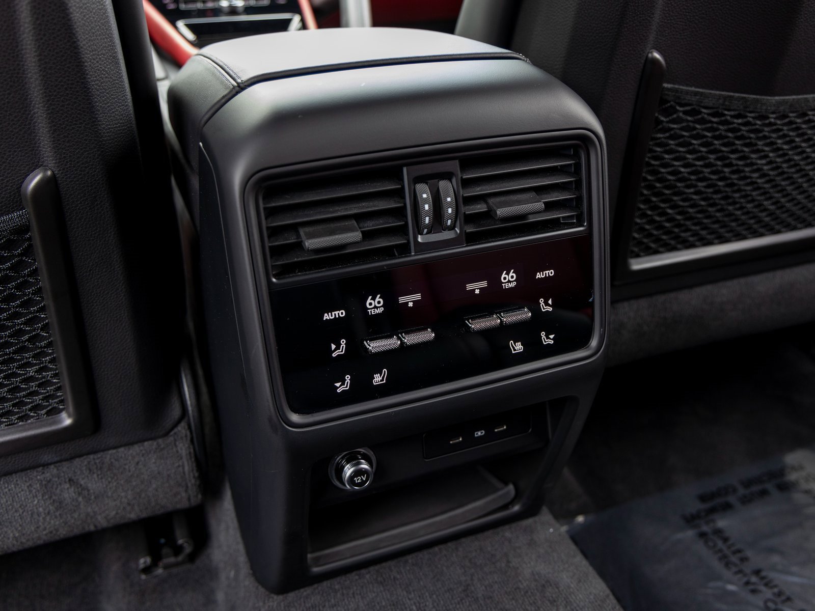 Certified 2024 Porsche Cayenne Turbo GT image 40