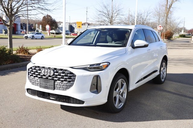 New 2025 Audi Q5 Premium Plus image 11