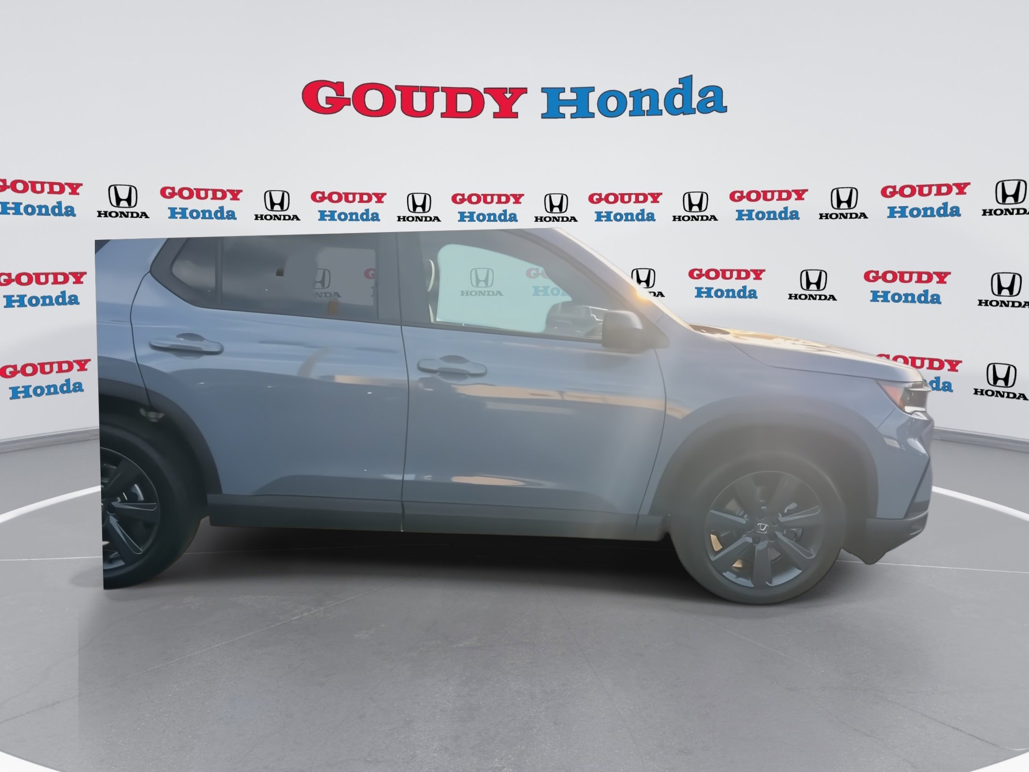 Used 2025 Honda Pilot Sport image 9