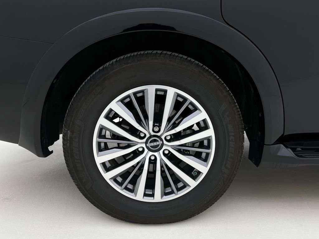 Used 2022 Nissan Armada SL w/ Captain's Chairs Package image 31