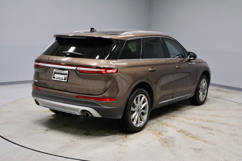 Used 2022 Lincoln Corsair FWD w/ Premium Package image 12