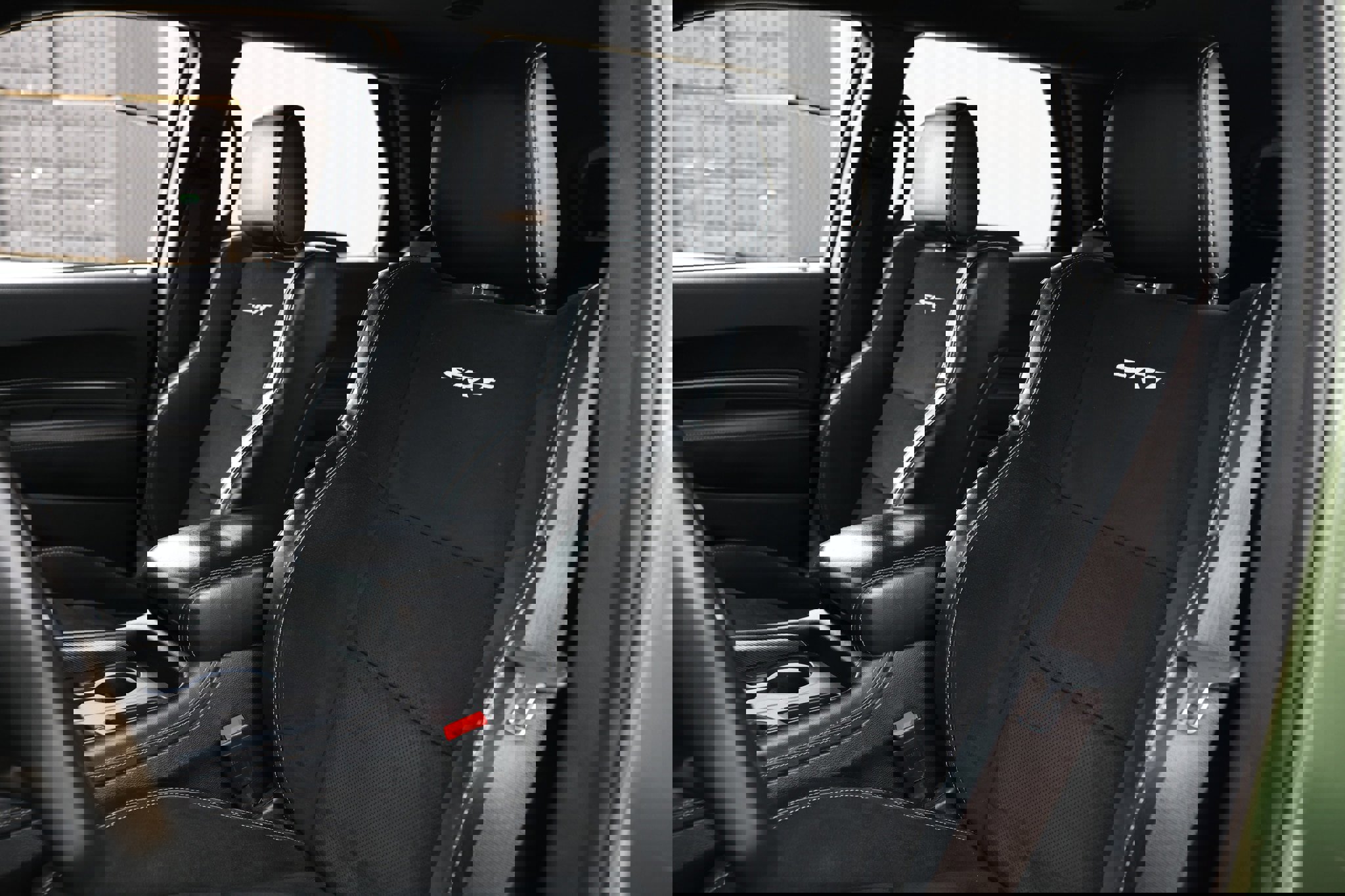 Used 2022 Dodge Durango SRT w/ Technology Group image 9