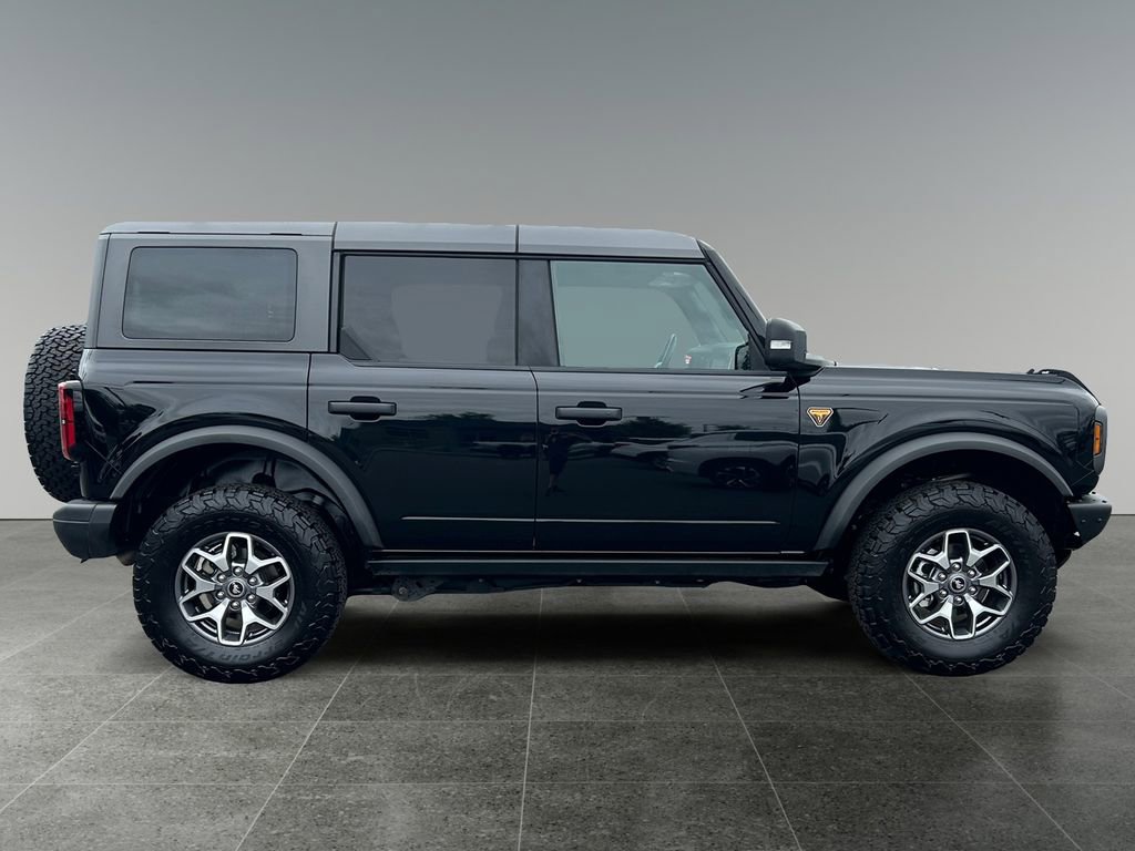 Used 2024 Ford Bronco Badlands image 8