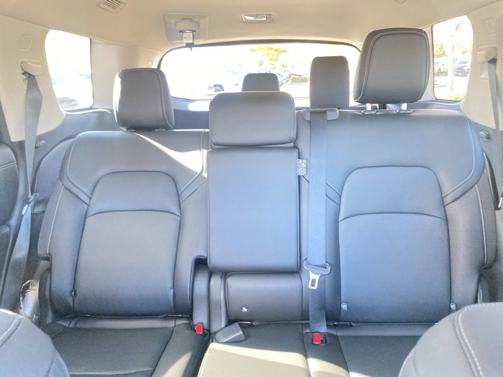 New 2025 Nissan Pathfinder SL image 27