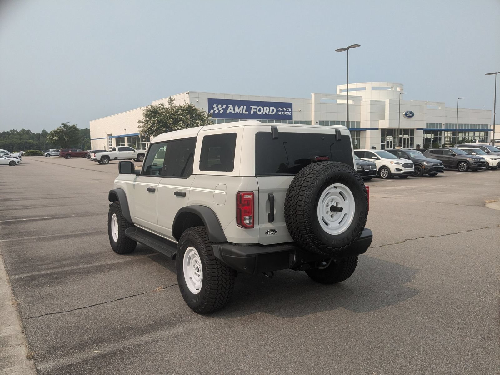 New 2026 Ford Bronco Heritage Edition AWD/4WD image 5