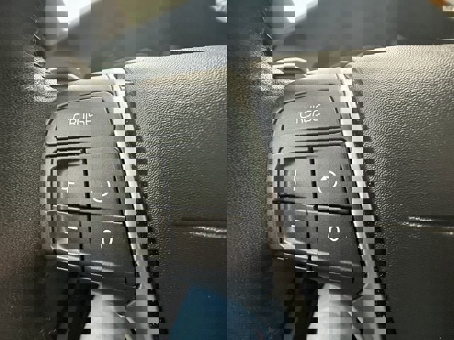 Used 2017 Volvo V60 T5 Premier w/ Convenience Package image 20