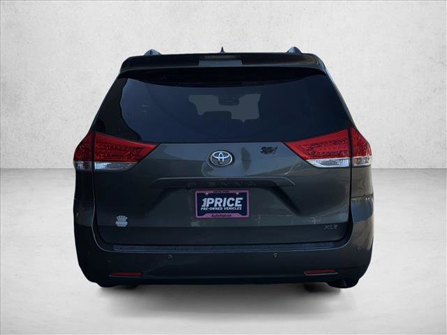 Used 2011 Toyota Sienna XLE w/ Premium Pkg FWD image 6