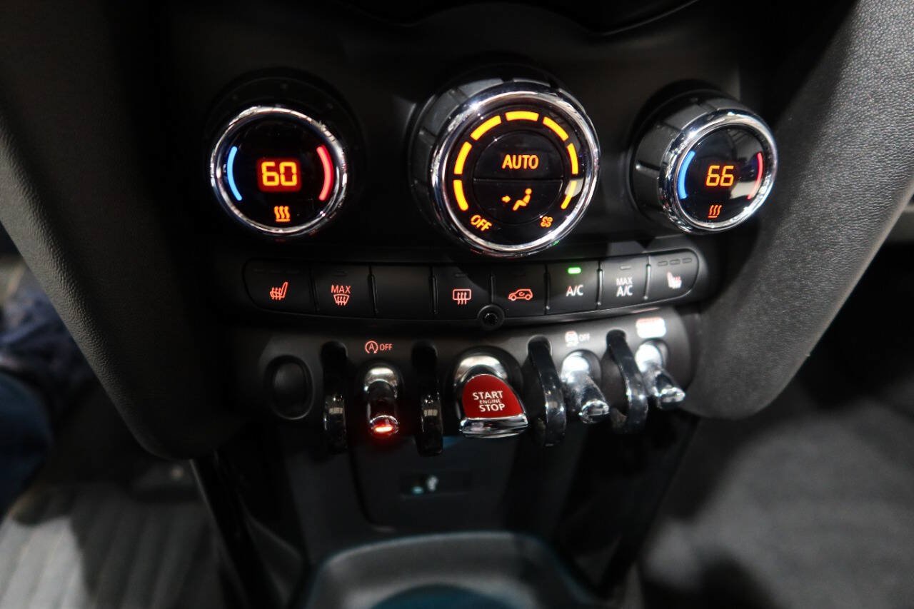 Used 2019 MINI Cooper S w/ Signature Upholstery Package FWD image 24