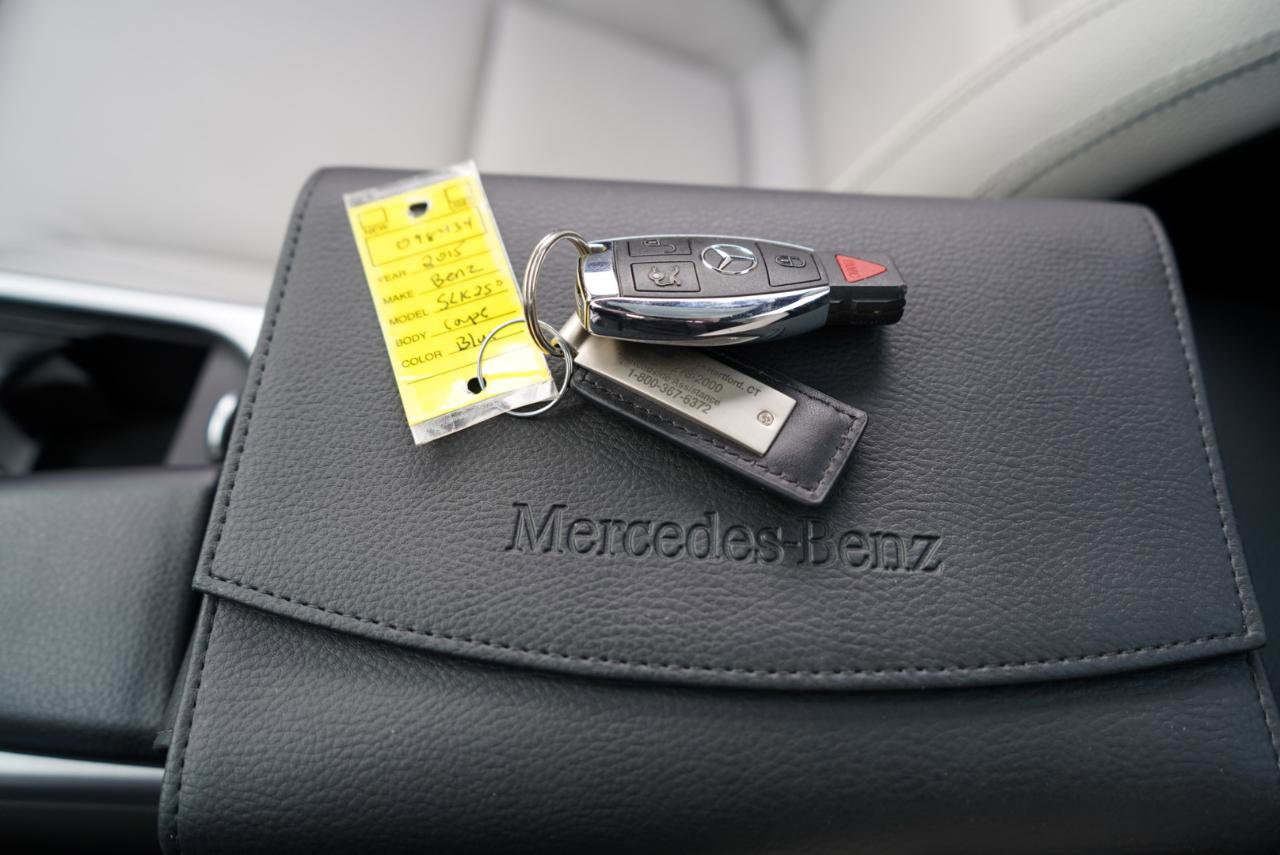 Used 2015 Mercedes-Benz SLK 250 image 66