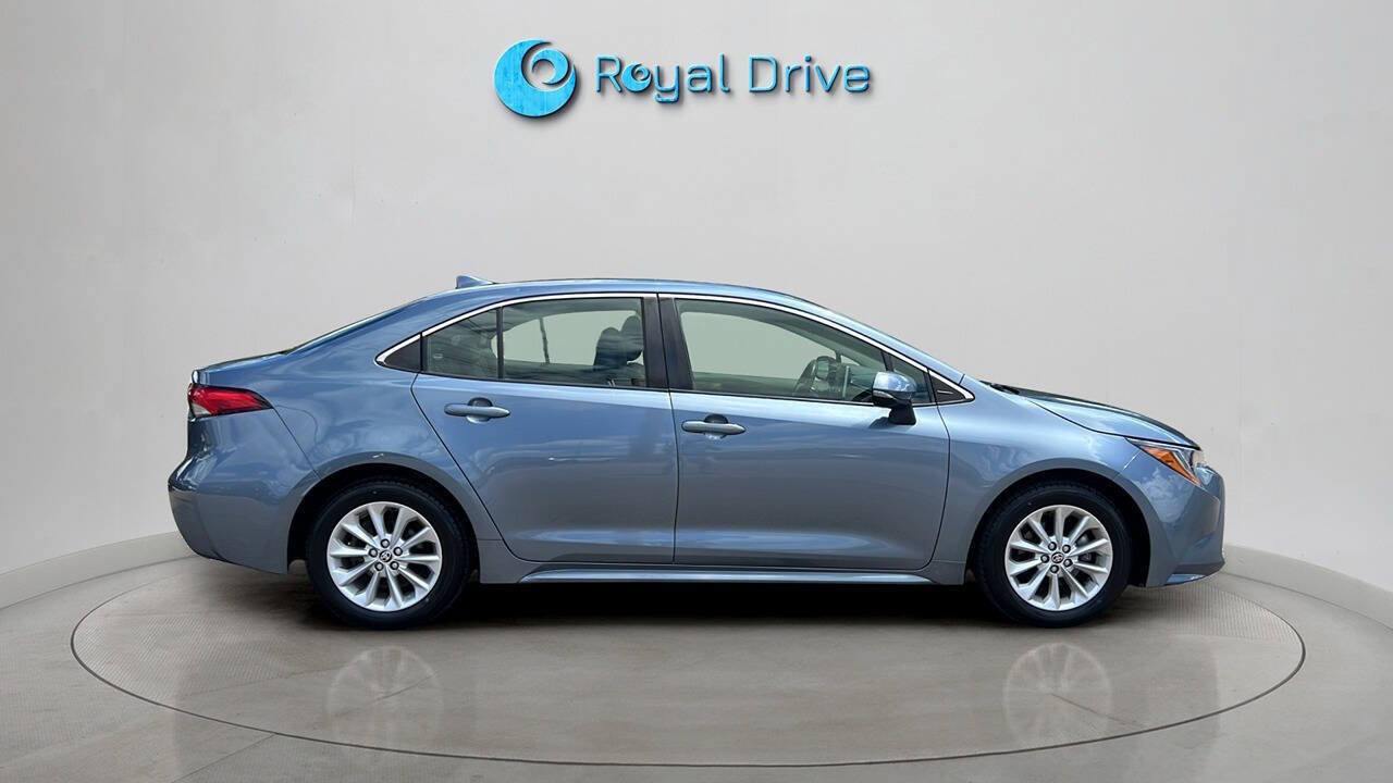 Used 2020 Toyota Corolla XLE FWD image 7