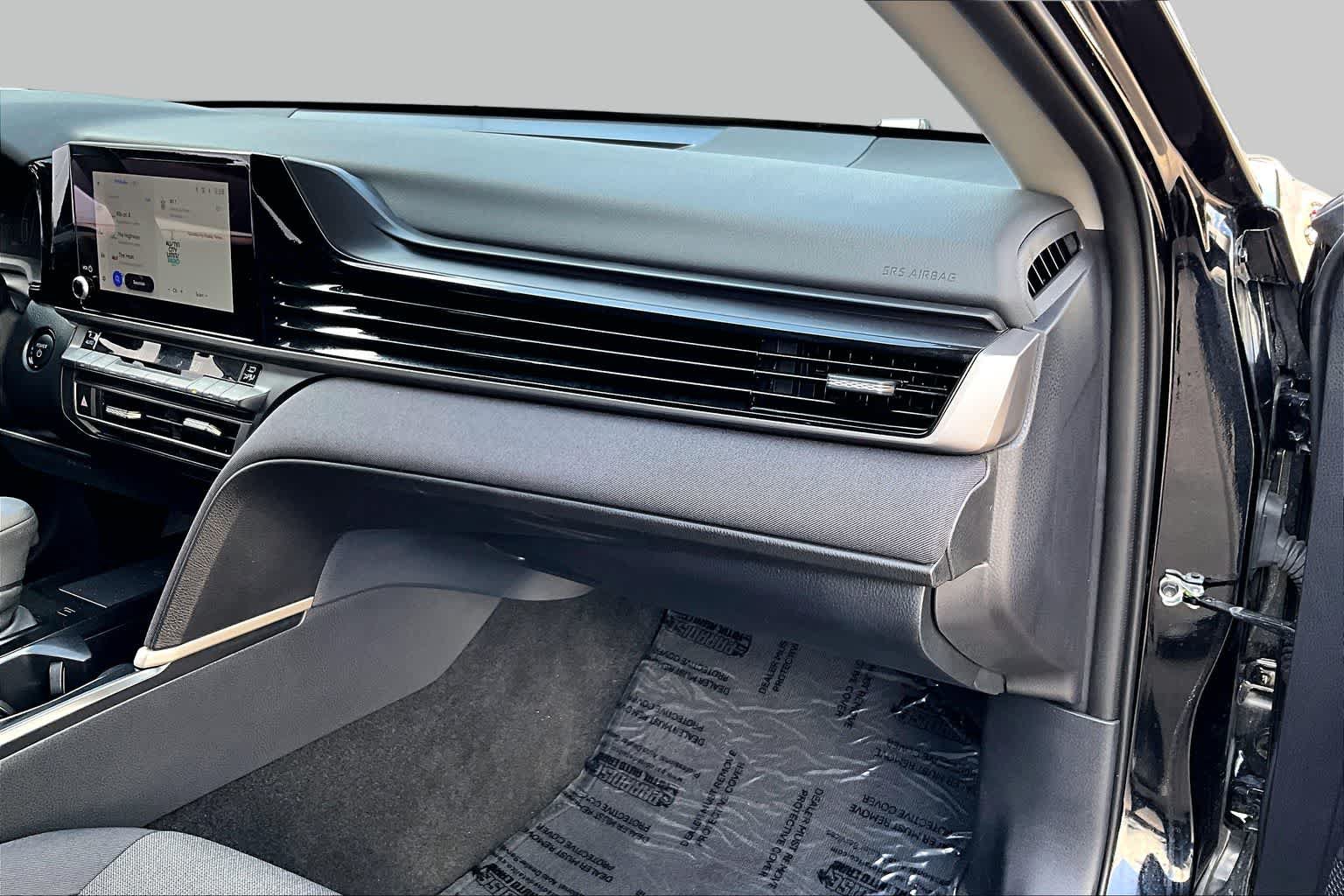 Used 2026 Toyota Camry LE FWD image 18