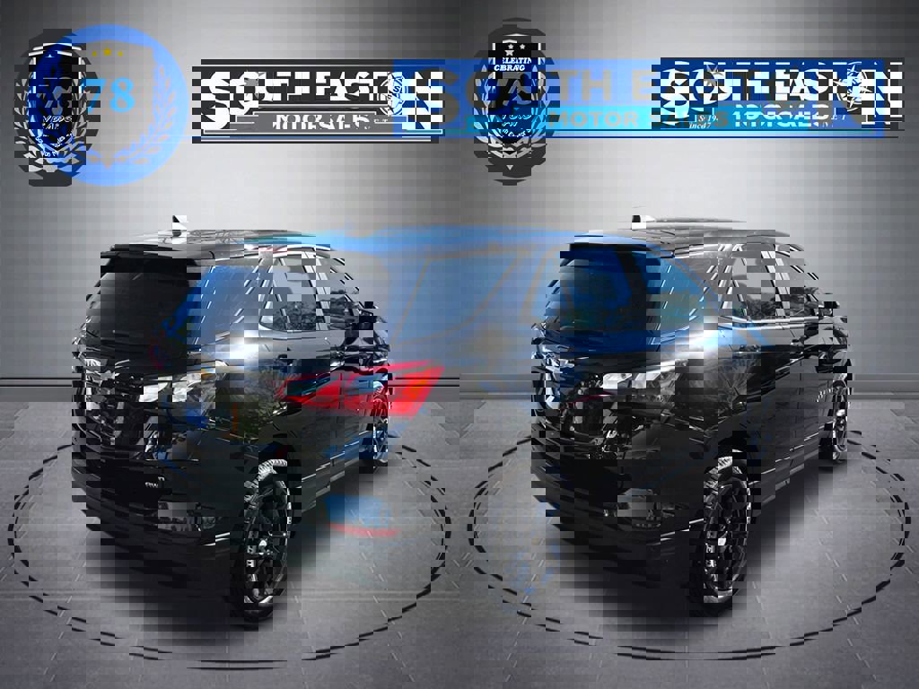 Used 2021 Chevrolet Equinox LS image 6