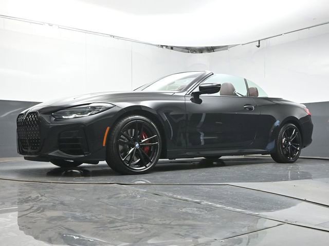 Used 2023 BMW 440i xDrive Convertible w/ Premium Package image 29