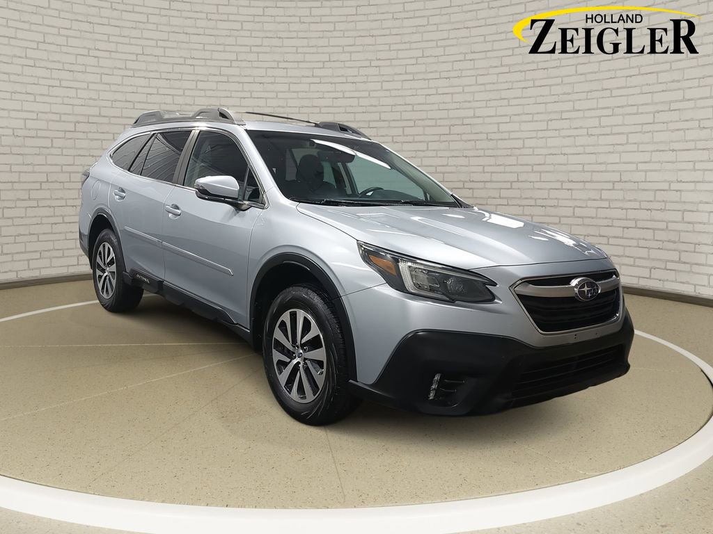 Used 2022 Subaru Outback Premium image 3