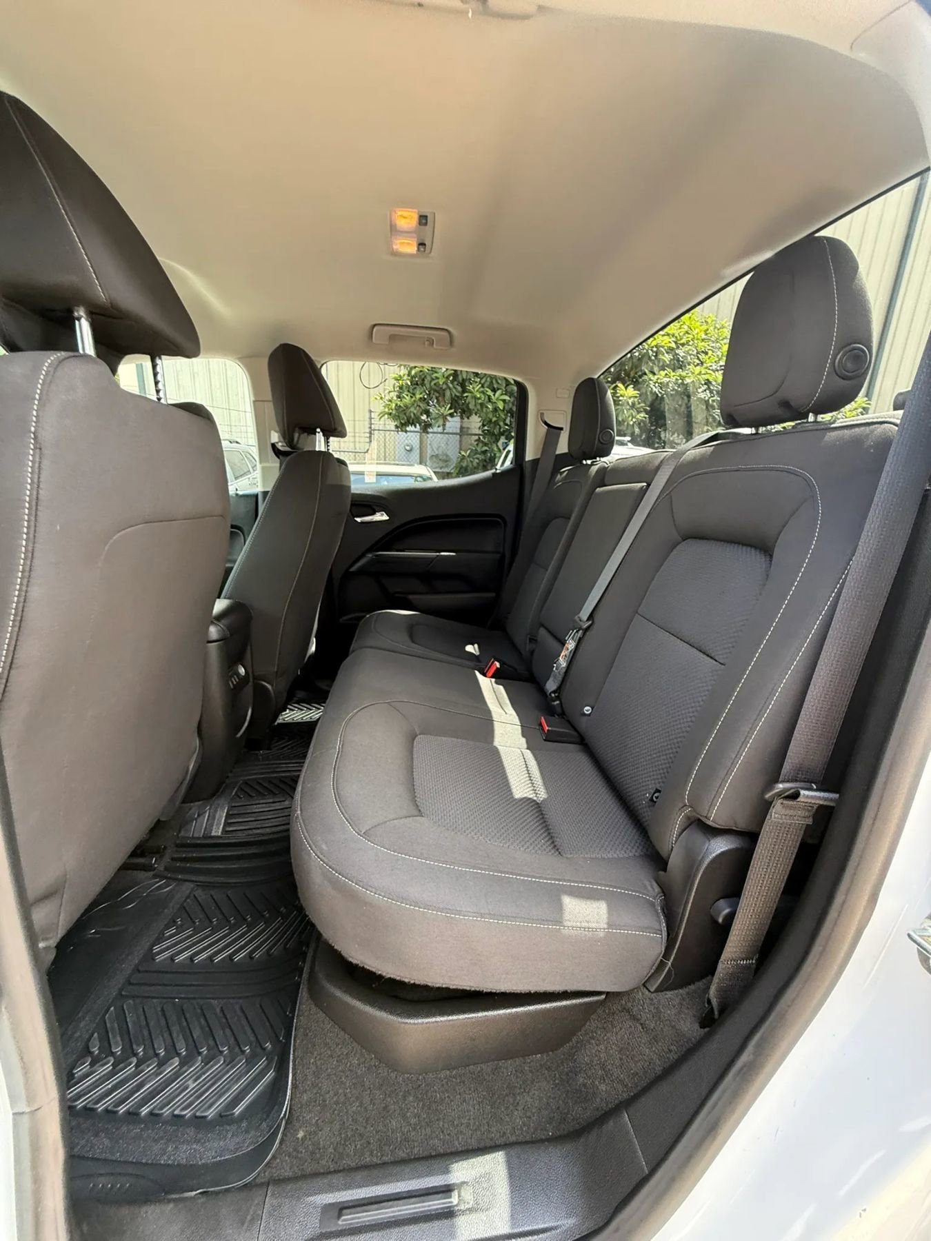 Used 2018 Chevrolet Colorado LT RWD image 16