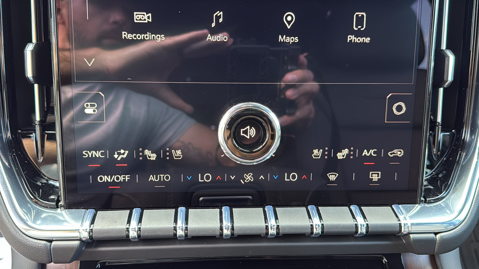 New 2026 GMC Yukon XL Denali AWD/4WD image 15