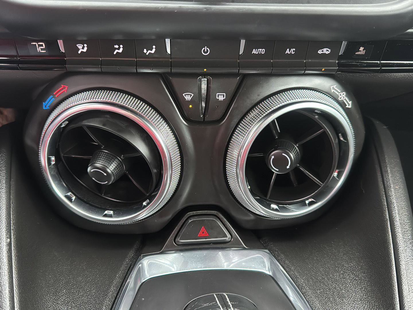 Used 2023 Chevrolet Camaro LT image 19