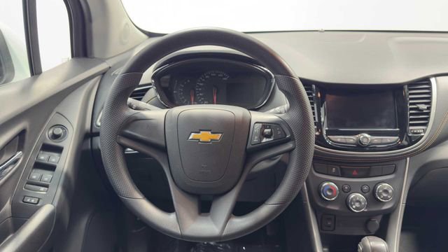 Used 2020 Chevrolet Trax LS image 16