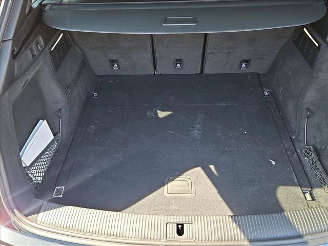 Certified 2025 Audi Q5 2.0T Premium Plus w/ Premium Plus Package image 6